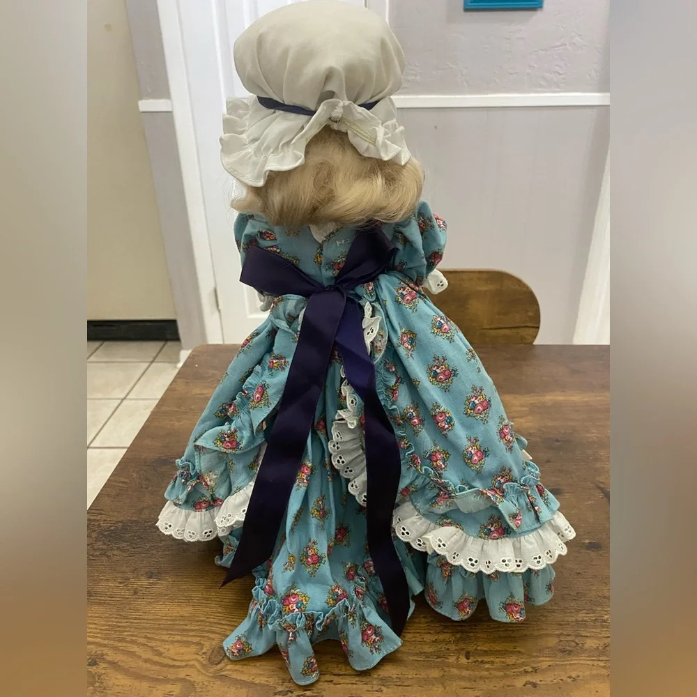 Vintage Effanbee Colonial Lady Plastic Doll