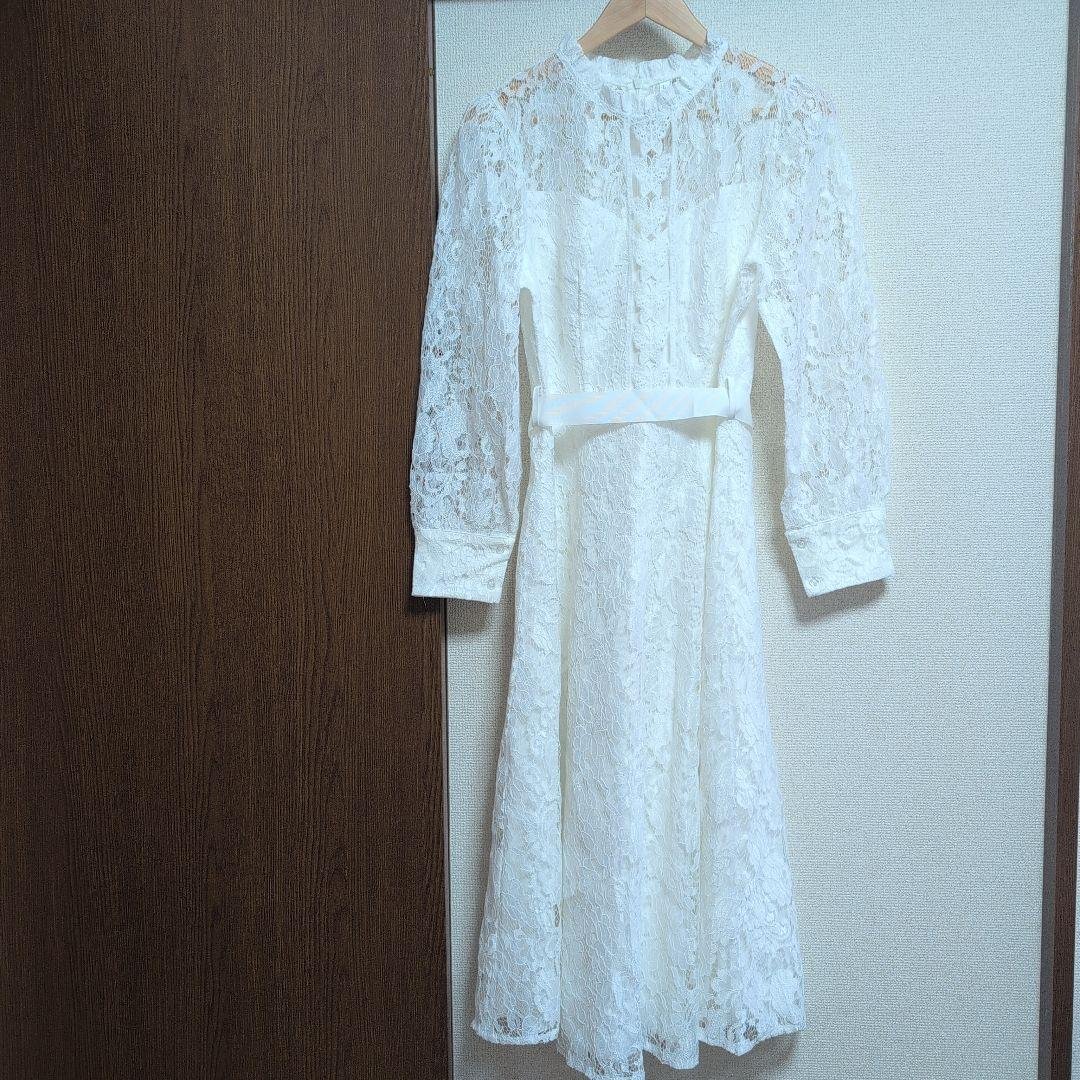 【Price Drop】White Lace Dress, Size L